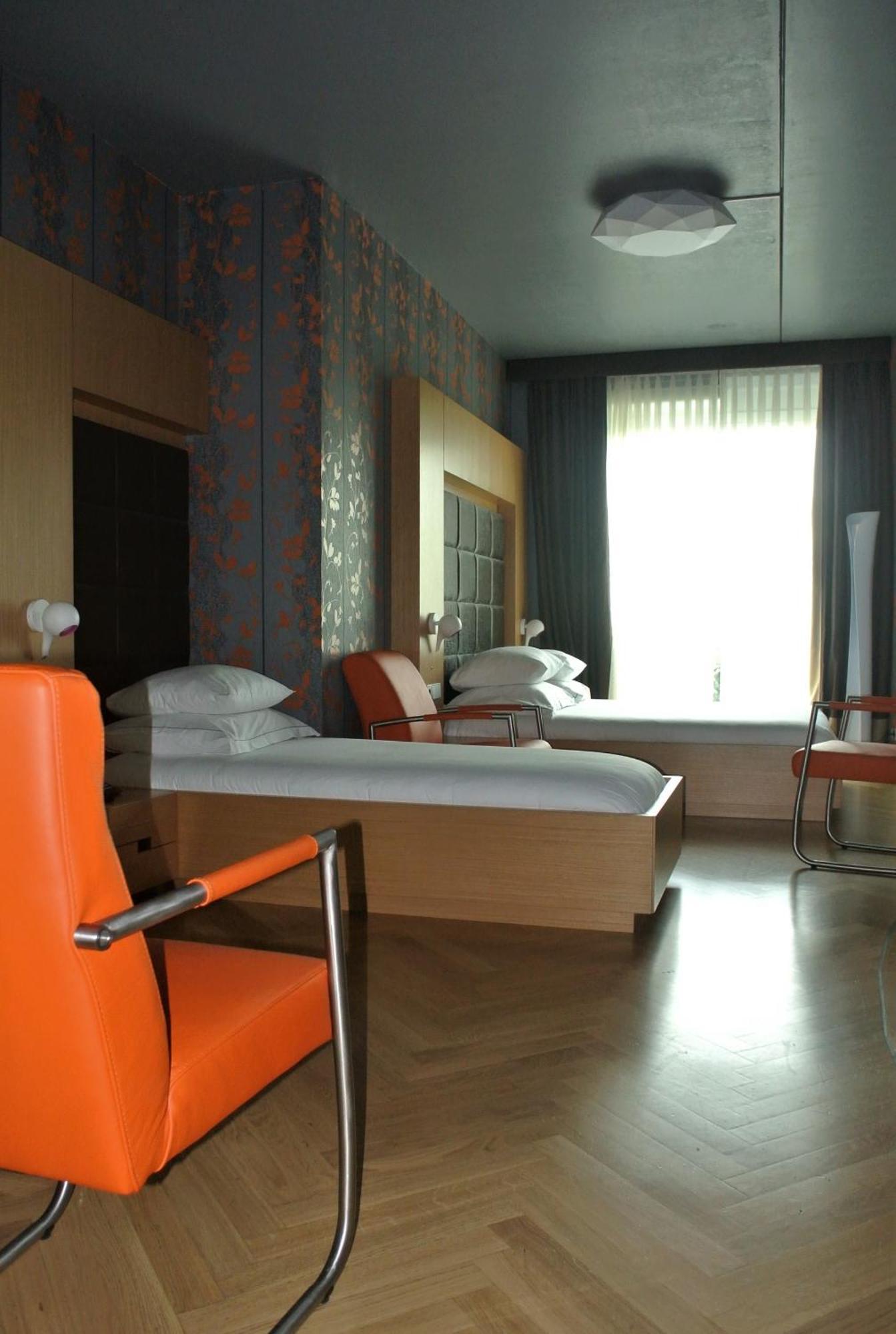Amadi Park Hotel Амстердам Экстерьер фото